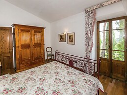 Cozy Holiday Home With Pool in Sienna Italy