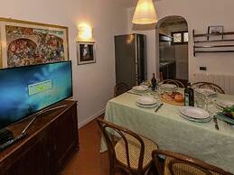 Cozy Holiday Home With Pool in Sienna Italy