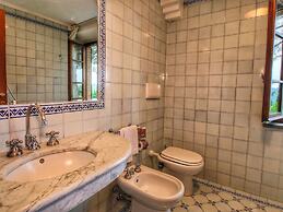 Cozy Holiday Home With Pool in Sienna Italy