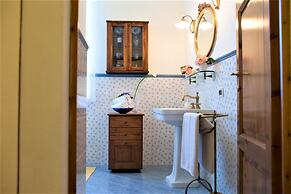 Beautiful Villa in Peccioli With Private Swimming Pool
