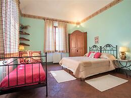 Beautiful Villa in Peccioli With Private Swimming Pool