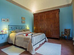 Beautiful Villa in Peccioli With Private Swimming Pool