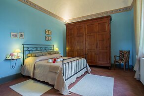 Beautiful Villa in Peccioli With Private Swimming Pool