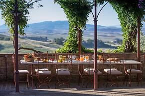Beautiful Villa in Peccioli With Private Swimming Pool