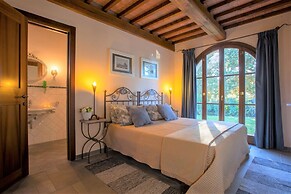 Pleasant Villa in Peccioli With Private Swimming Pool