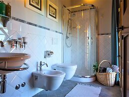 Pleasant Villa in Peccioli With Private Swimming Pool