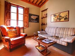 Attractive Farmhouse in Montalcino With Terrace