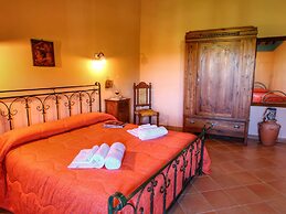 Attractive Farmhouse in Montalcino With Terrace