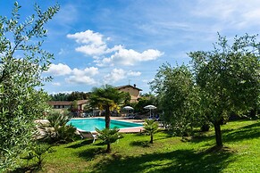 Farmhouse in Perugia With Swimming Pool
