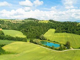 Farmhouse in Perugia With Swimming Pool