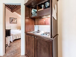 Quaint Cottage in Citta Della Pieve With Pool