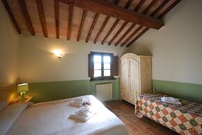 Quaint Cottage in Citta Della Pieve With Pool