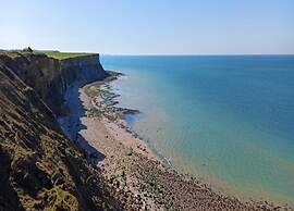 Lovely Holiday Home in Osmanville With Terrace