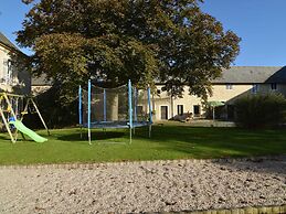 Lovely Holiday Home in Osmanville With Terrace