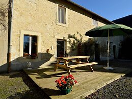 Lovely Holiday Home in Osmanville With Terrace