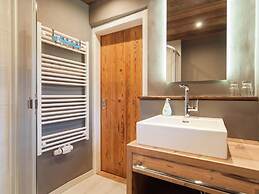 Detached Holiday Home in Ellmau Near the ski Lift