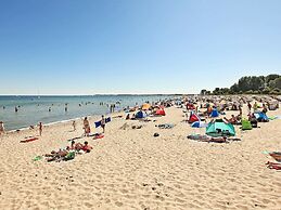 6 Person Holiday Home in Grossenbrode