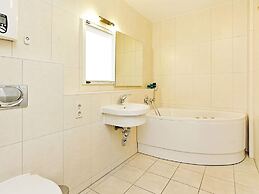 6 Person Holiday Home in Grossenbrode