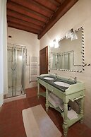 Comfortable Cottages in Loro Ciuffenna