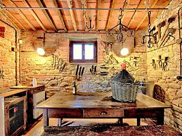 Comfortable Cottages in Loro Ciuffenna