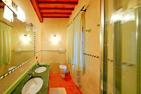 Comfortable Cottages in Loro Ciuffenna