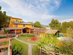 Comfortable Cottages in Loro Ciuffenna