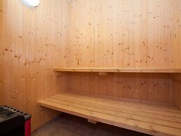 6 Person Holiday Home on a Holiday Park in Blavand