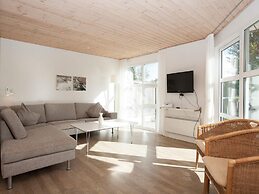 6 Person Holiday Home on a Holiday Park in Blavand