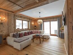 Unique Chalet in the Center of Elmau Near Skilift