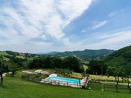 Beautiful Apartment in Sestino With Garden