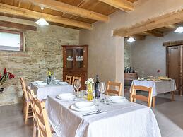 Beautiful Apartment in Sestino With Garden