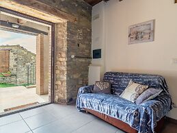 Beautiful Apartment in Sestino With Garden