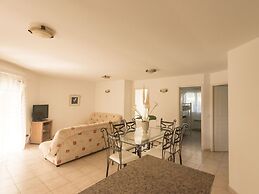 Delightful Villa at Moriani-plage With Garden