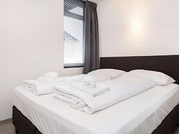 Apartment Located Directly on the Sneekermeer