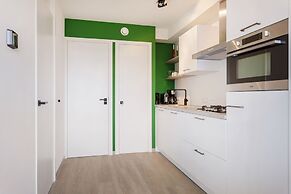 Apartment Located Directly on the Sneekermeer