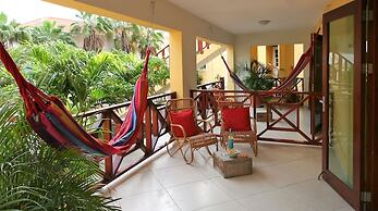 Air-conditioned Mama Sha Apartment Near Jan Thiel