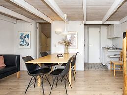 6 Person Holiday Home on a Holiday Park in Hemmet