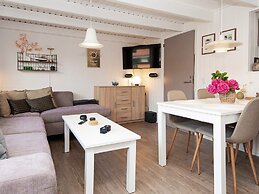 6 Person Holiday Home on a Holiday Park in Hemmet