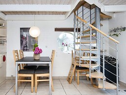 6 Person Holiday Home on a Holiday Park in Hemmet