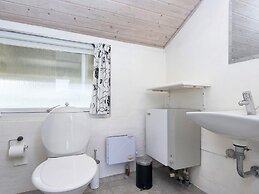 6 Person Holiday Home on a Holiday Park in Hemmet