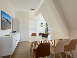 Lush Apartment in Zoutelande Near Beach