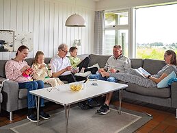6 Person Holiday Home on a Holiday Park in Hanstholm