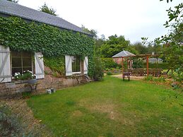 Quaint Holiday Home in Bievre in the Forest