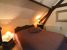 Quaint Holiday Home in Bievre in the Forest