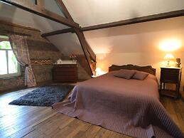 Quaint Holiday Home in Bievre in the Forest