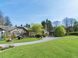 Quaint Holiday Home in Bievre in the Forest