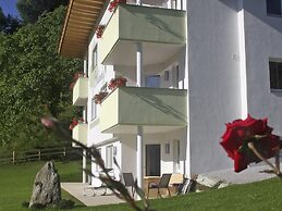 Luxurious Apartment in Fugen Near Forest