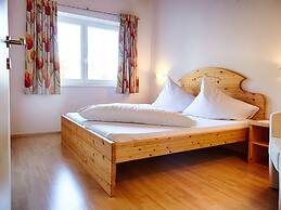 Luxurious Apartment in Fugen Near Forest