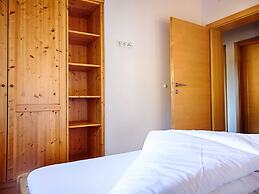 Luxurious Apartment in Fugen Near Forest