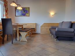 Luxurious Apartment in Fugen Near Forest